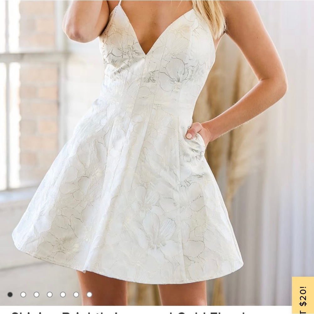 Shining Brightly Ivory and Gold Floral Jacquard